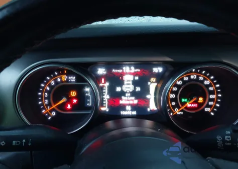 2021 Jeep Wrangler Unlimited Willys 4X4 z USA, uszkodzony, nr VIN 1C4HJXDG5MW713043